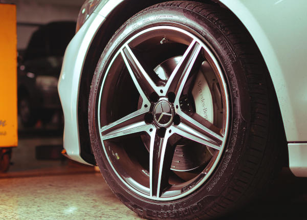 roda de mercedes bens c300 reformada no rodabem car service