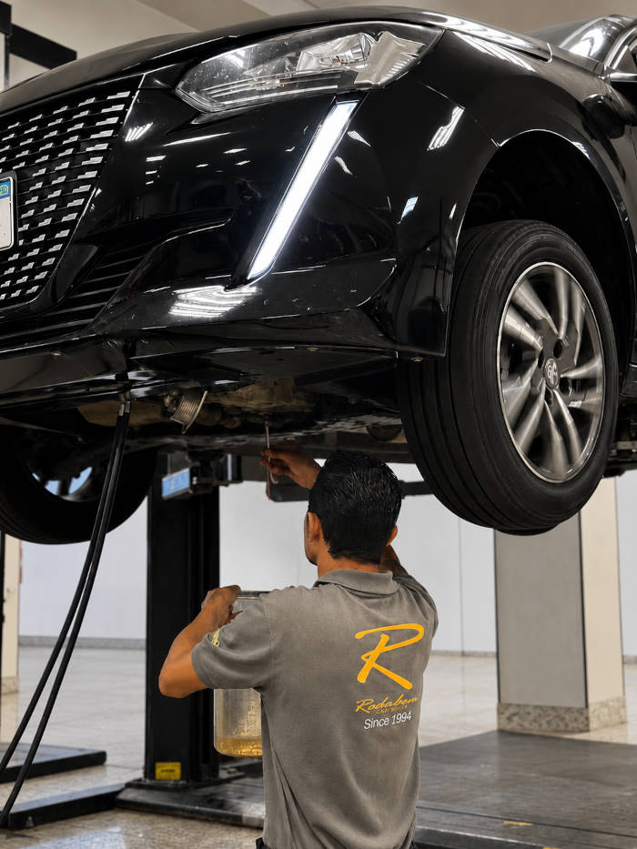 Troca de óleo do câmbio automático no Rodabem Car Service em Indaiatuba